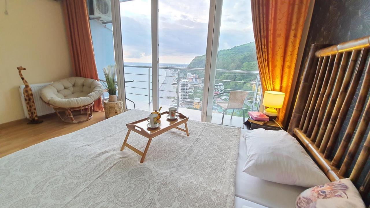 Calypso Kvariati Hotel Εξωτερικό φωτογραφία