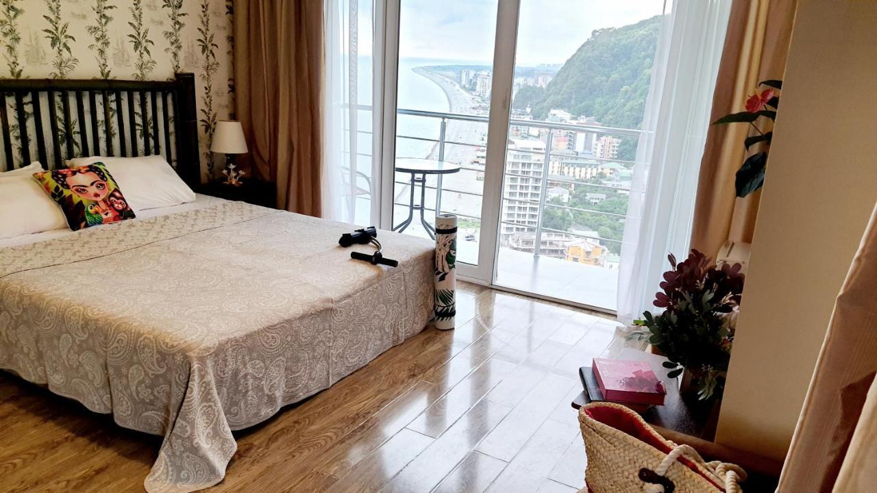 Calypso Kvariati Hotel Εξωτερικό φωτογραφία