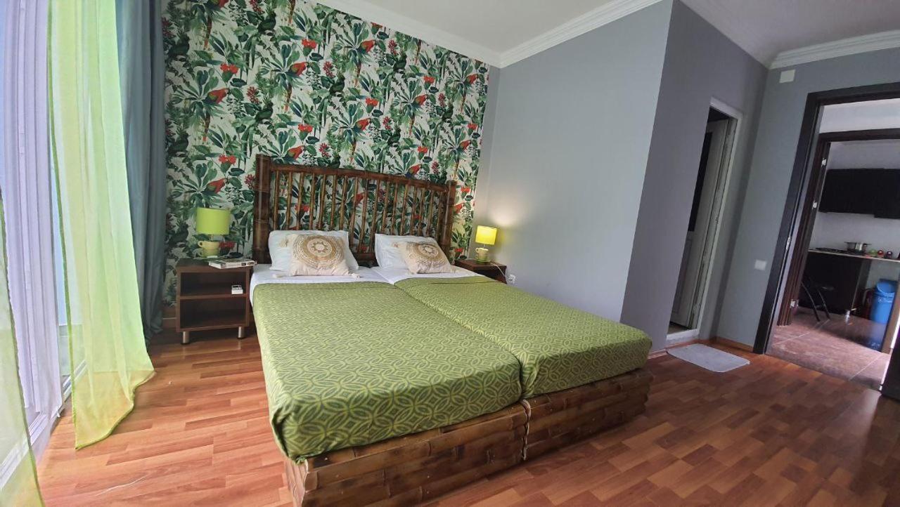 Calypso Kvariati Hotel Εξωτερικό φωτογραφία