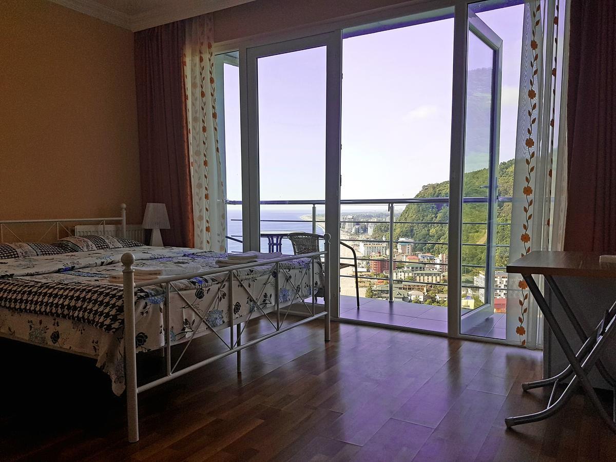 Calypso Kvariati Hotel Εξωτερικό φωτογραφία