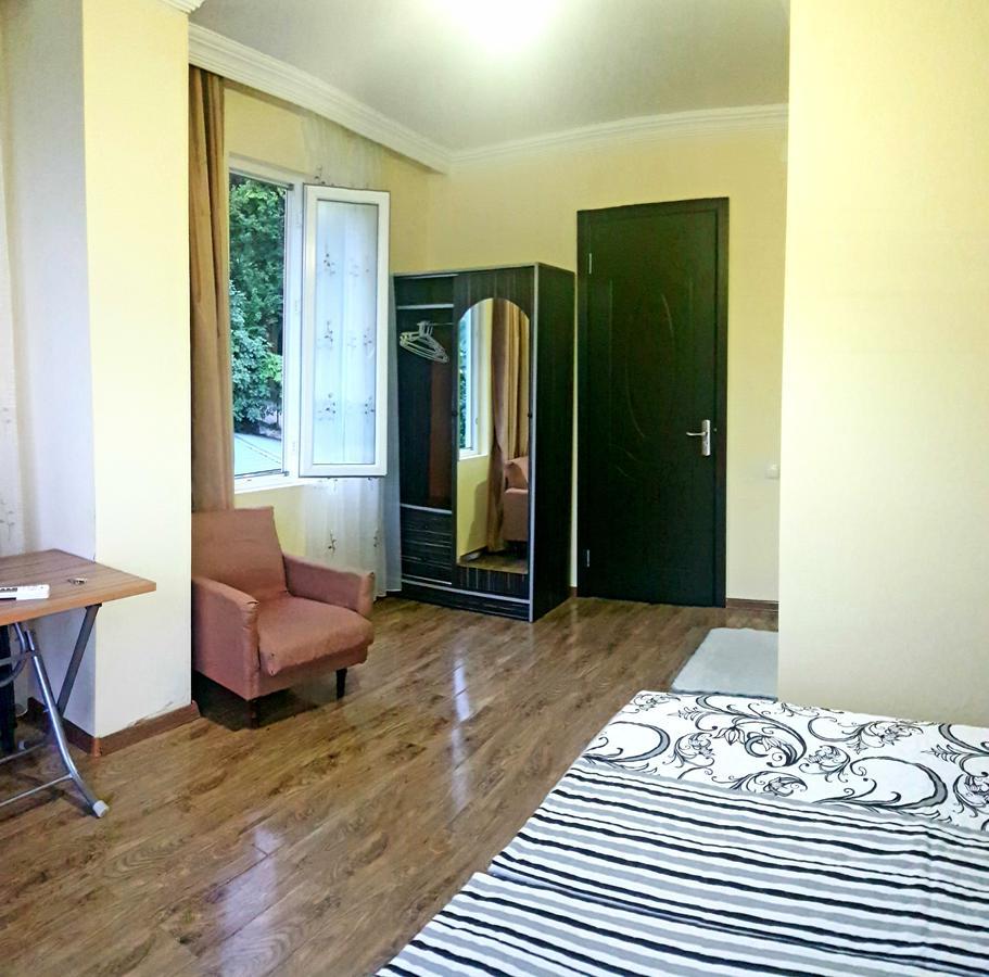 Calypso Kvariati Hotel Εξωτερικό φωτογραφία